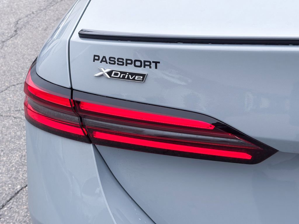 New 2026 BMW 530i xDrive w/ M Sport Package image 6