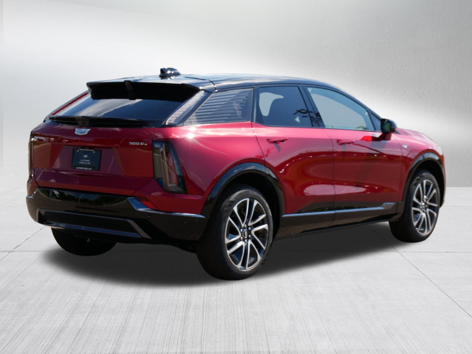 Used 2025 Cadillac Optiq Sport 1 w/ LPO, Floor Liner Package image 6