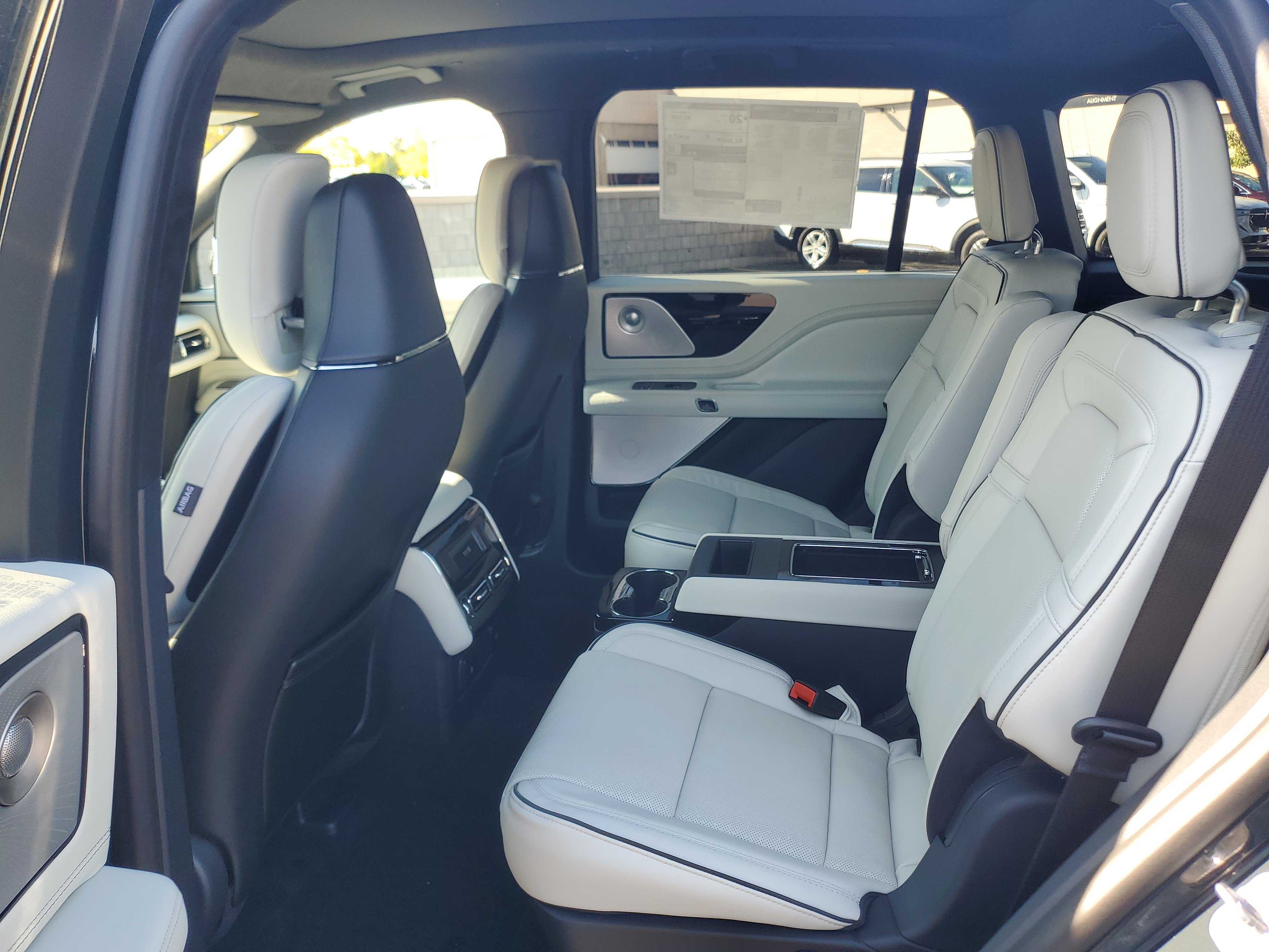 New 2027 Lincoln Aviator Black Label AWD/4WD image 23
