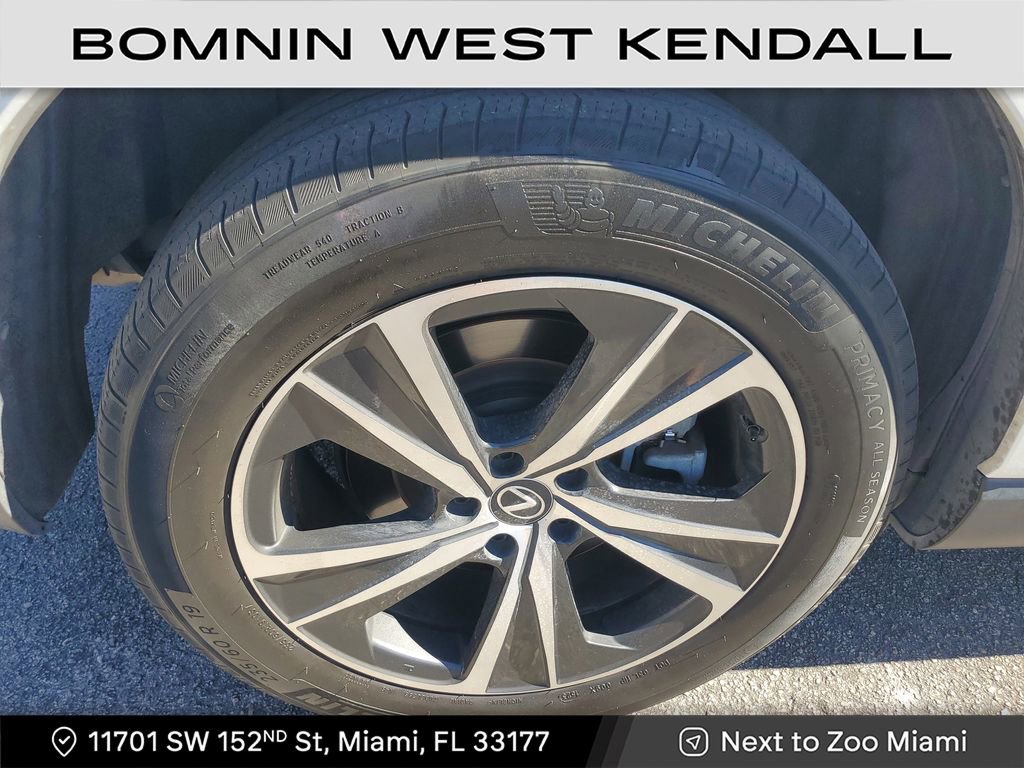 Used 2023 Lexus RX 350 Premium image 9