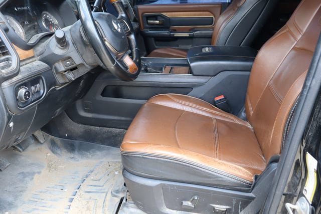 Used 2022 RAM 3500 Limited AWD/4WD image 15