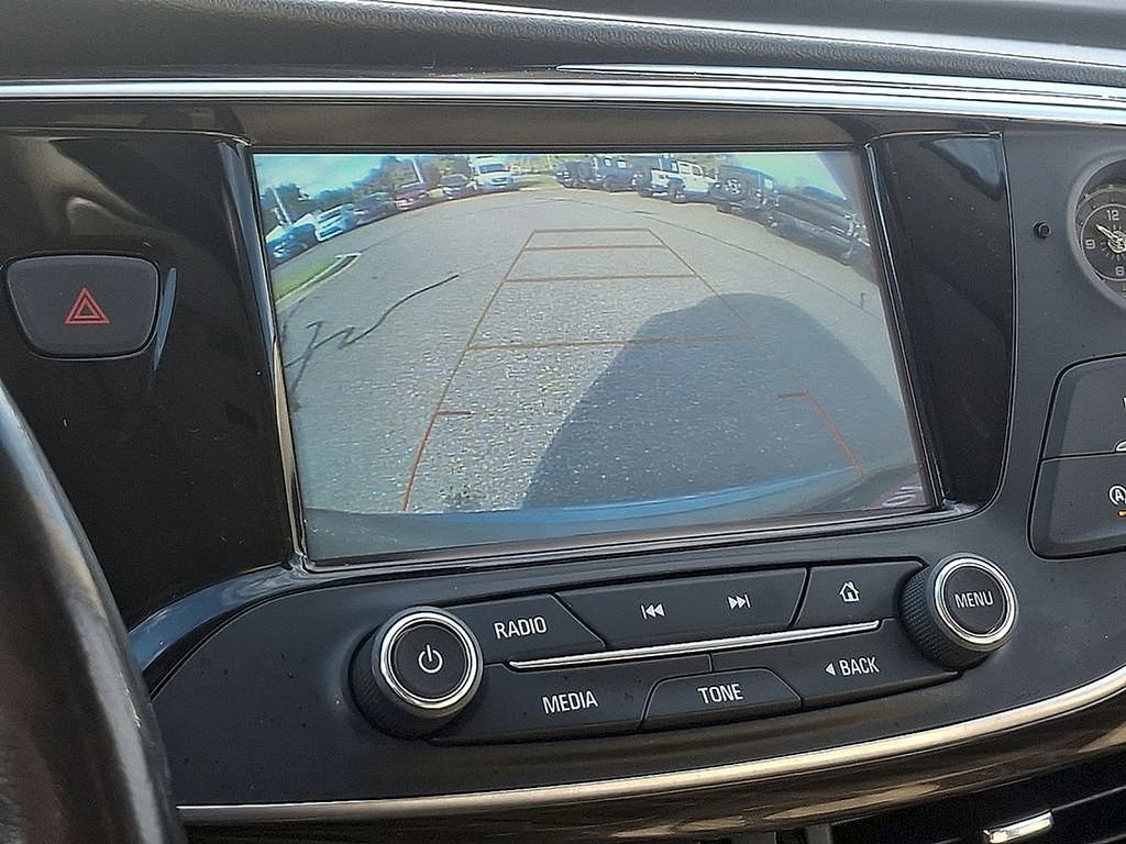 Used 2020 Buick Envision Essence image 17