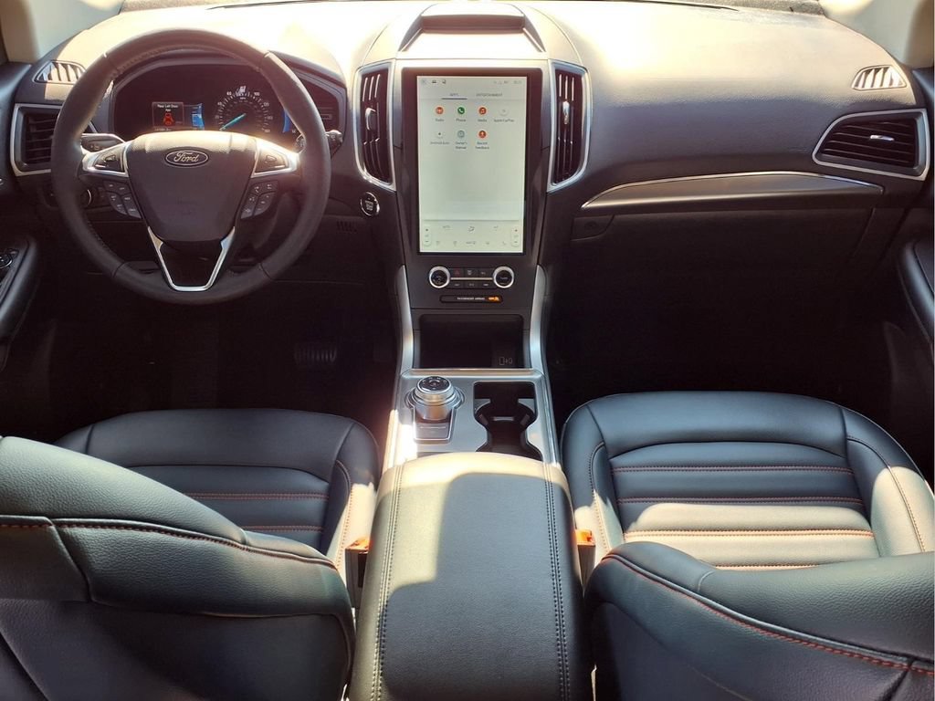 Used 2024 Ford Edge SEL w/ Sport Appearance Package AWD/4WD image 12