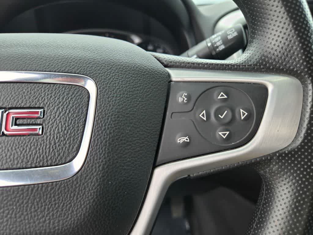 Used 2024 GMC Terrain SLE AWD/4WD image 18