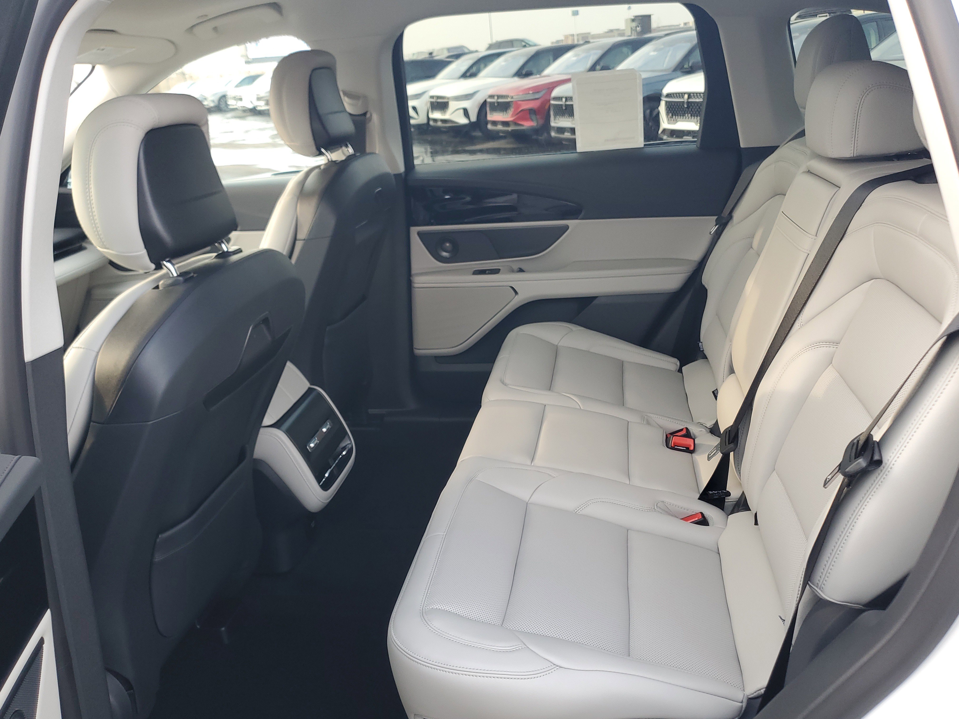 New 2026 Lincoln Nautilus Premier w/ Equipment Group 102A image 28