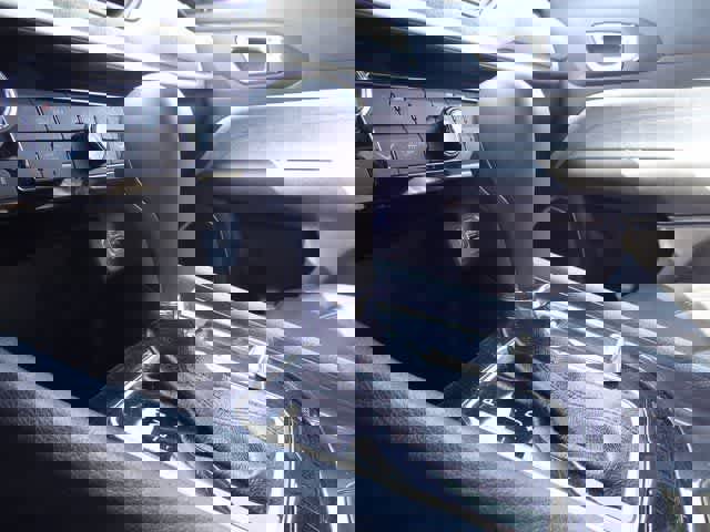 Used 2024 Jeep Compass Latitude image 15