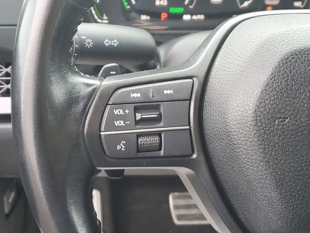 Used 2025 Honda Accord Sport image 16