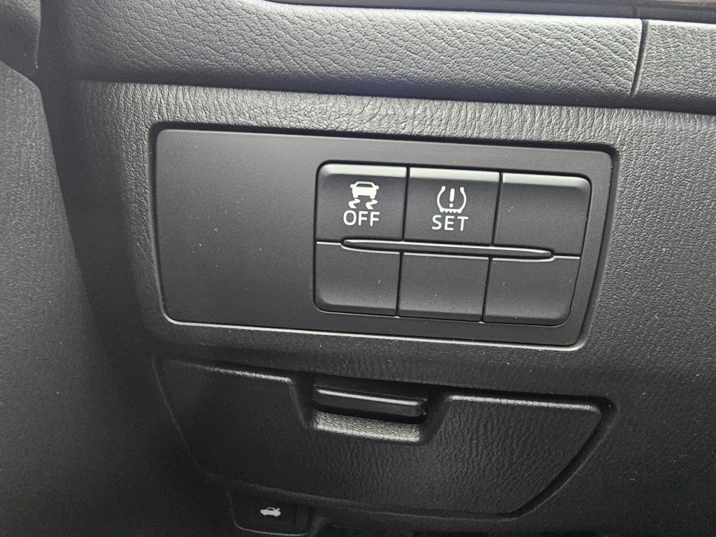 Used 2015 MAZDA MAZDA6 Sport image 26