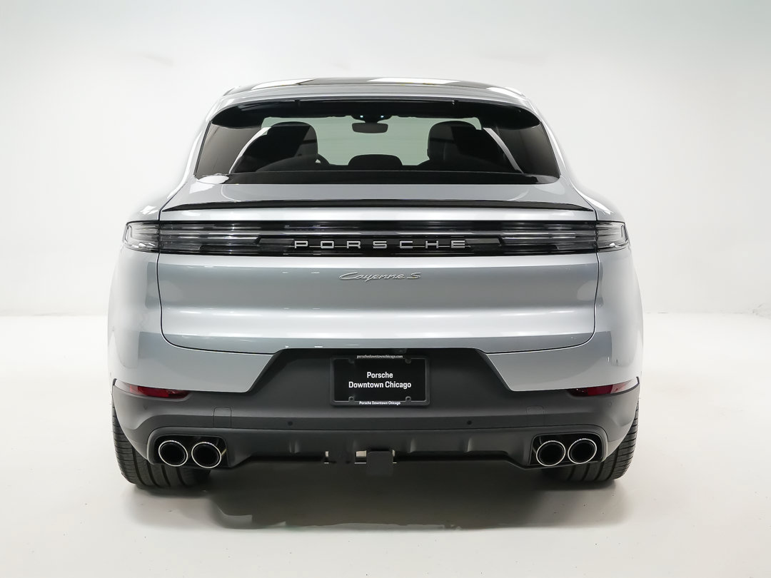 Certified 2026 Porsche Cayenne S AWD/4WD image 11