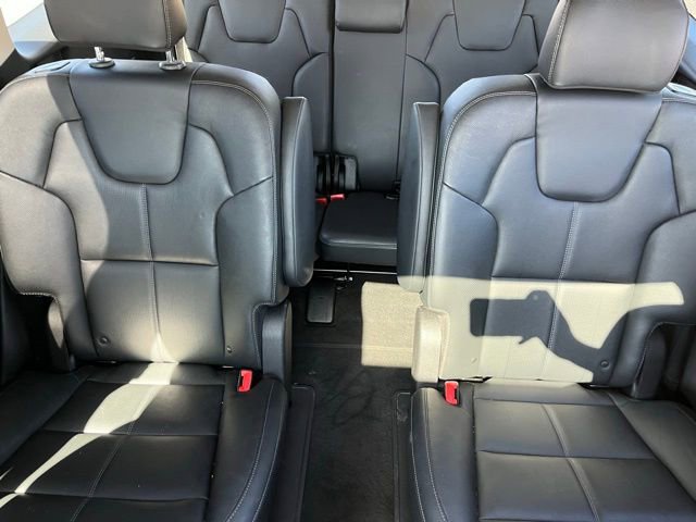 Used 2023 Kia Telluride EX w/ EX Captain's Chair Package image 16