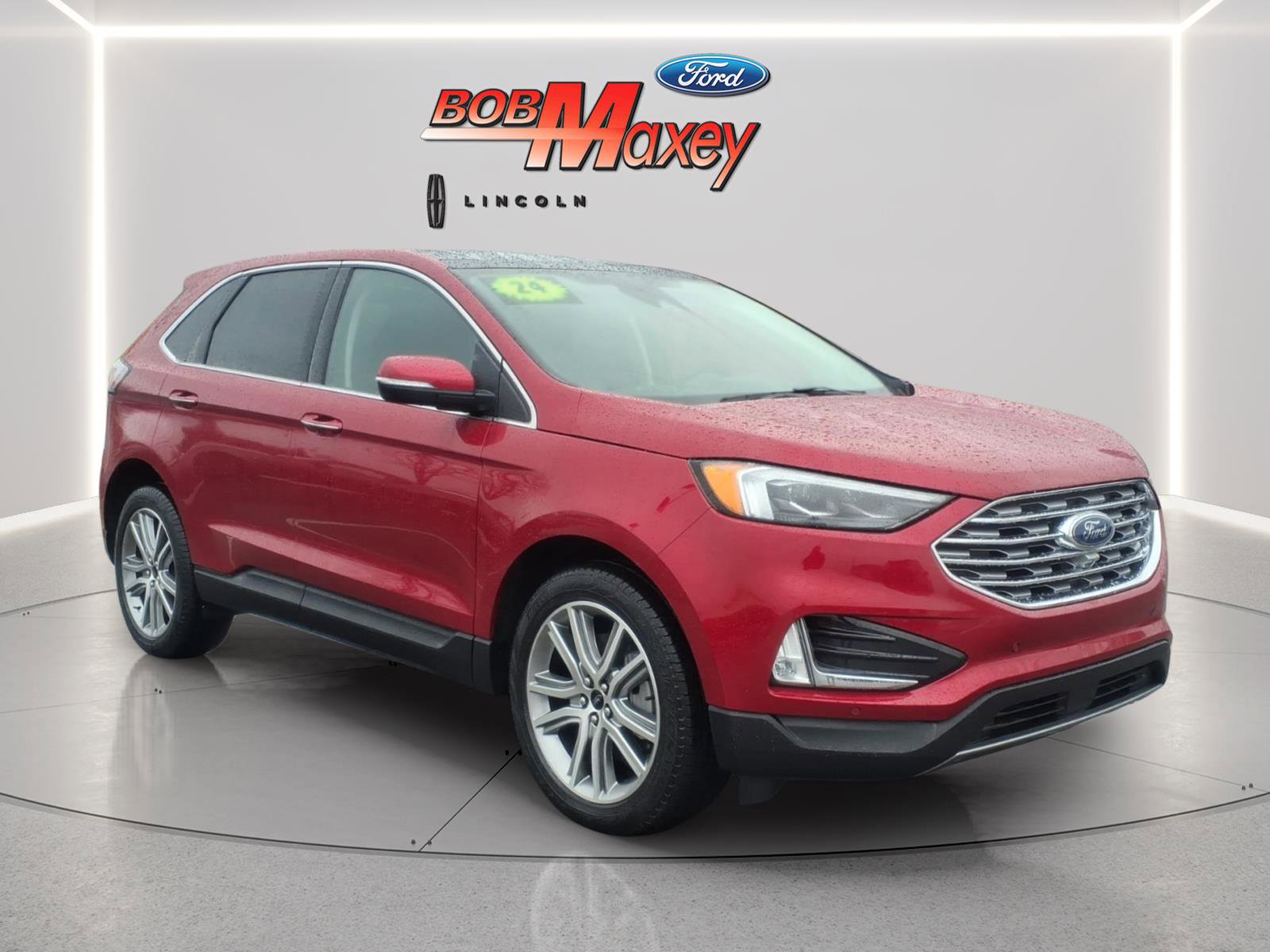 Used 2024 Ford Edge Titanium w/ Equipment Group 301A image 3