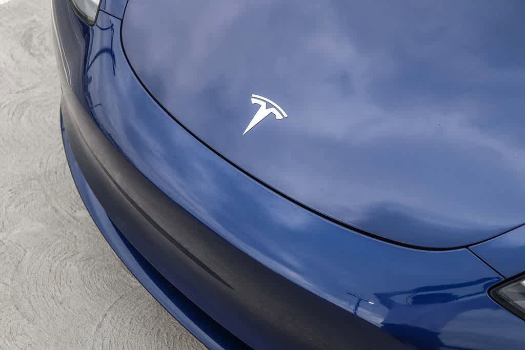Used 2018 Tesla Model 3 Mid Range RWD image 8