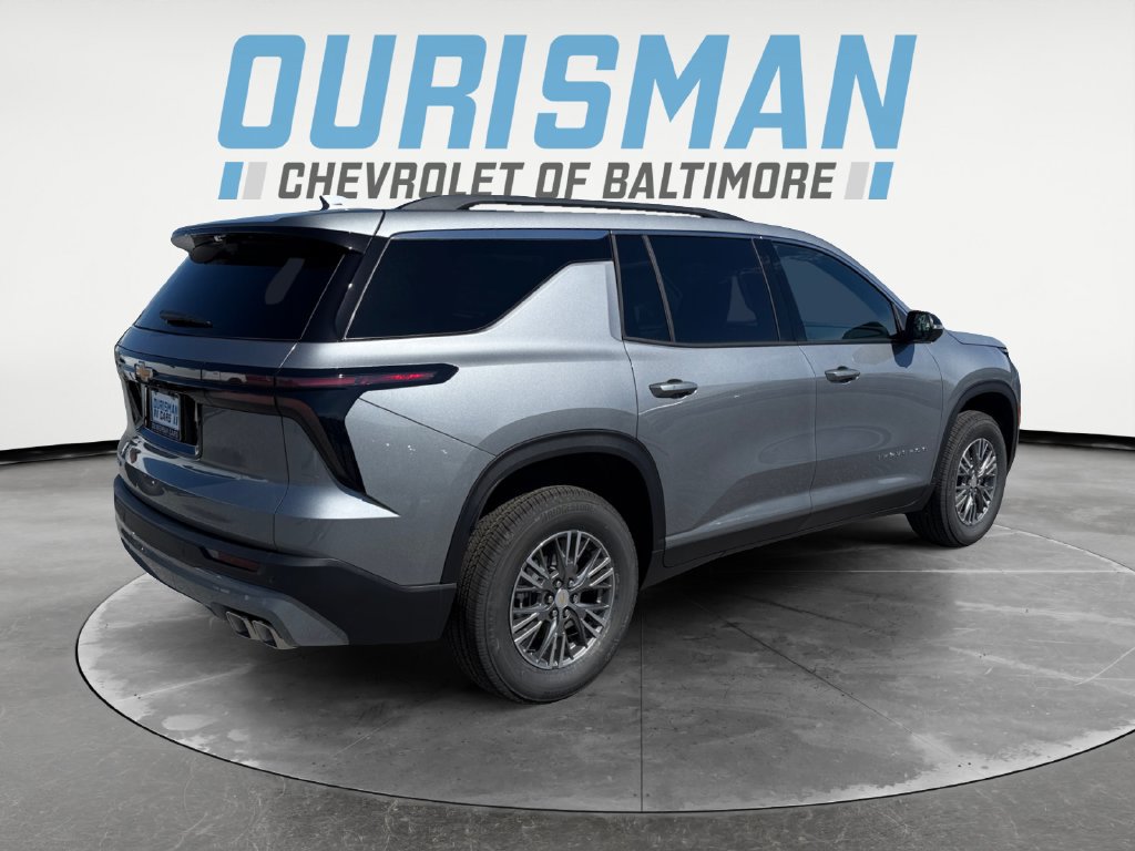 New 2027 Chevrolet Traverse LT w/ Driver Confidence Package FWD image 6