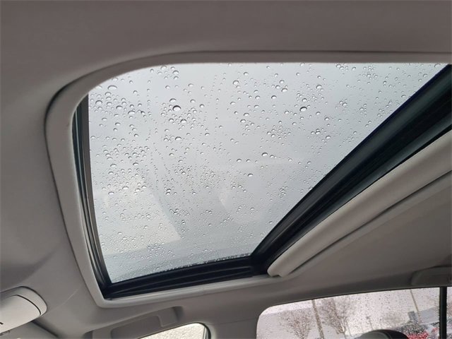 Used 2018 Toyota RAV4 Limited w/ Advanced Technology Package image 20