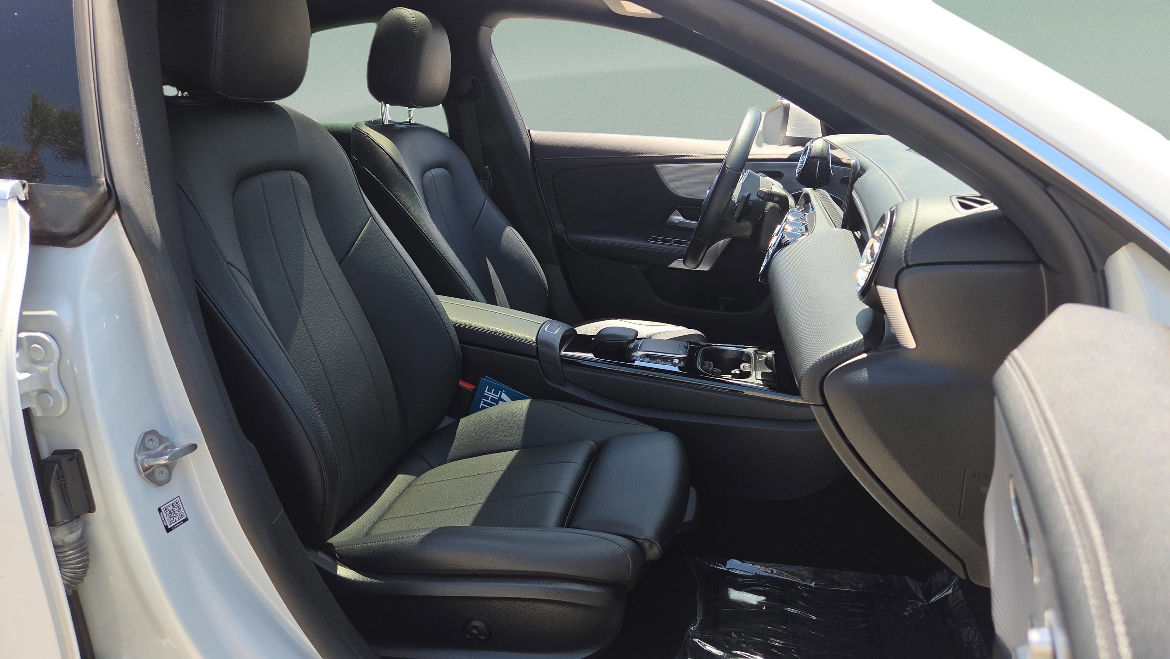 Used 2021 Mercedes-Benz CLA 250 image 17
