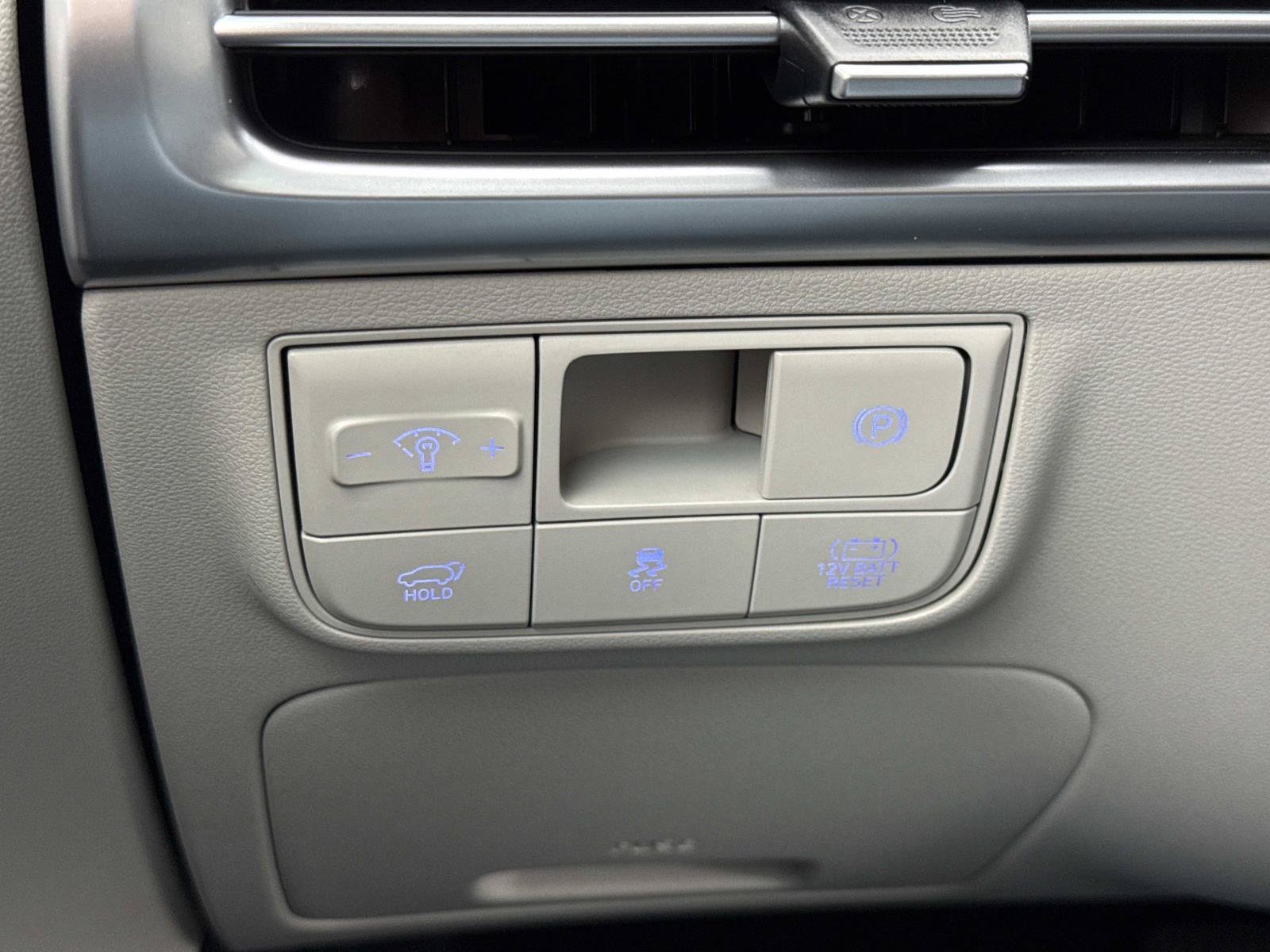 Certified 2025 Hyundai Tucson SEL AWD/4WD image 14