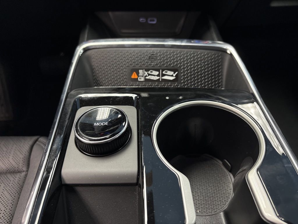 New 2026 Chevrolet Equinox LT w/ Convenience Package II image 35