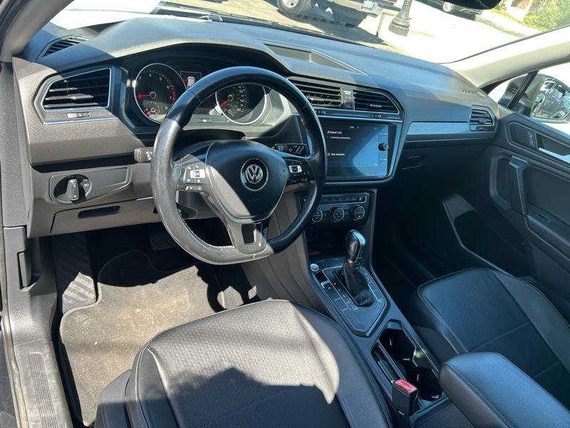 Used 2019 Volkswagen Tiguan SE w/ Panoramic Sunroof Package FWD image 8