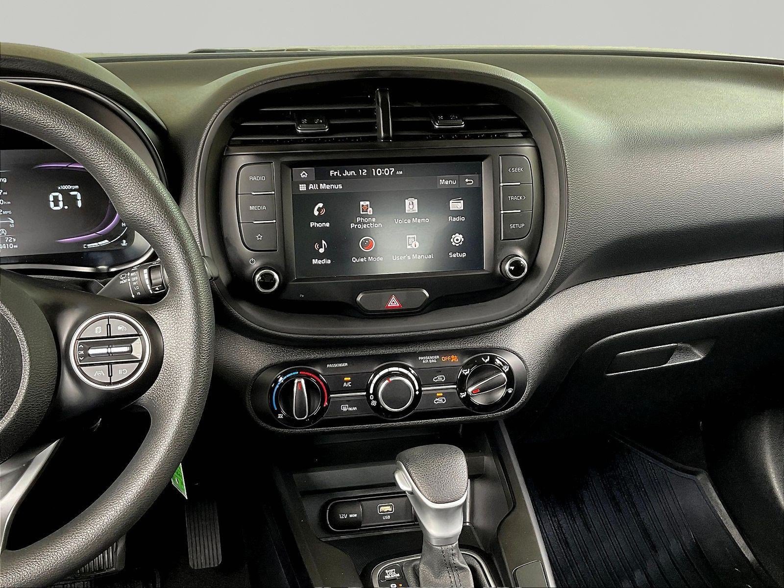 Used 2023 Kia Soul LX FWD image 9