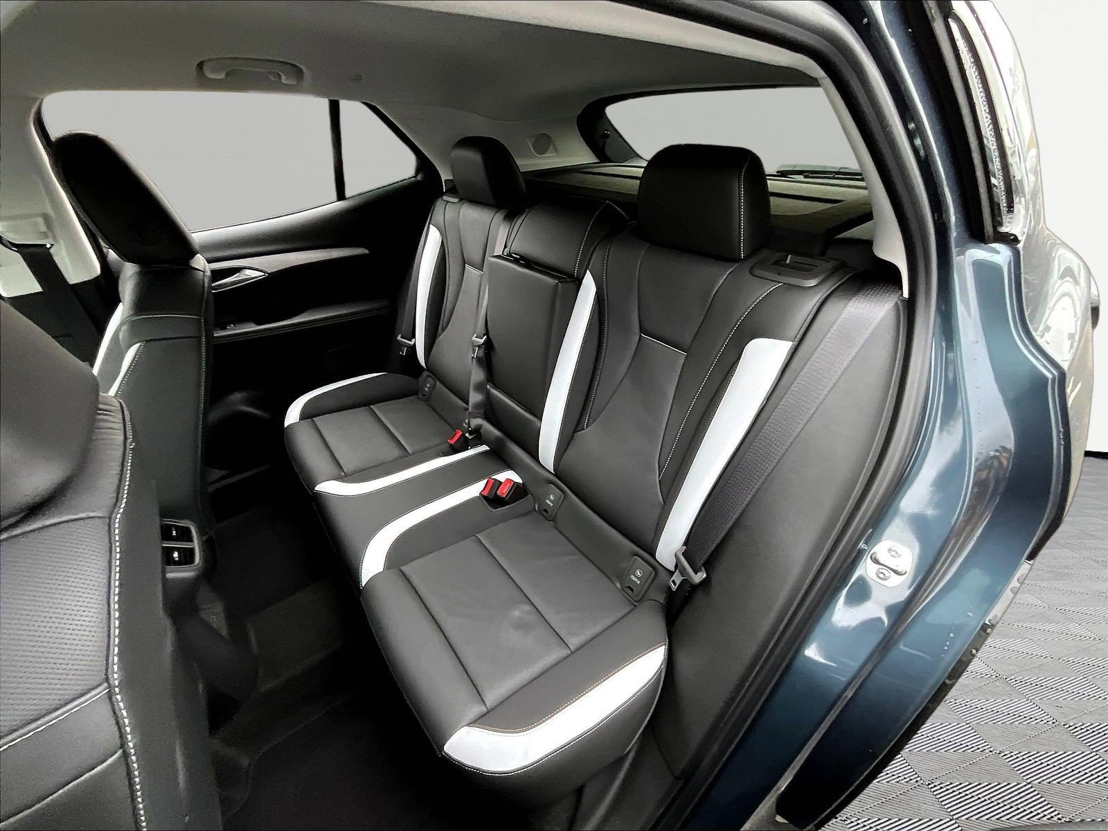 New 2026 Buick Envision Sport Touring AWD/4WD image 17