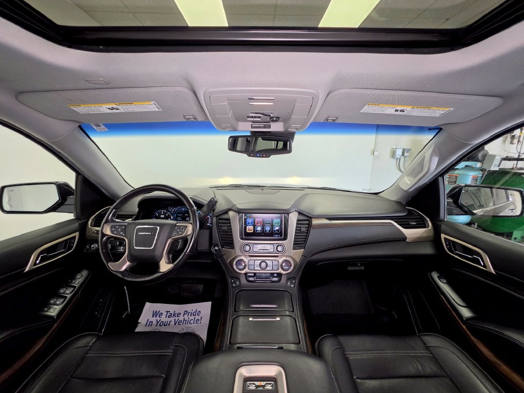 Used 2018 GMC Yukon XL Denali w/ Open Road Package AWD/4WD image 16