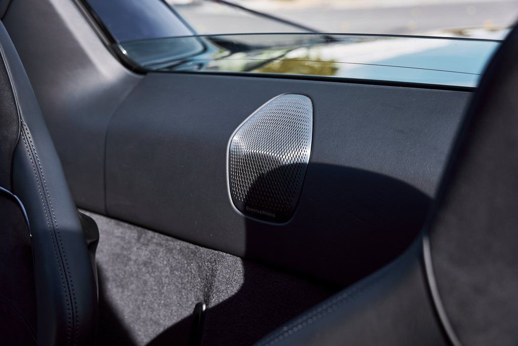 Used 2025 McLaren Artura Spider image 51