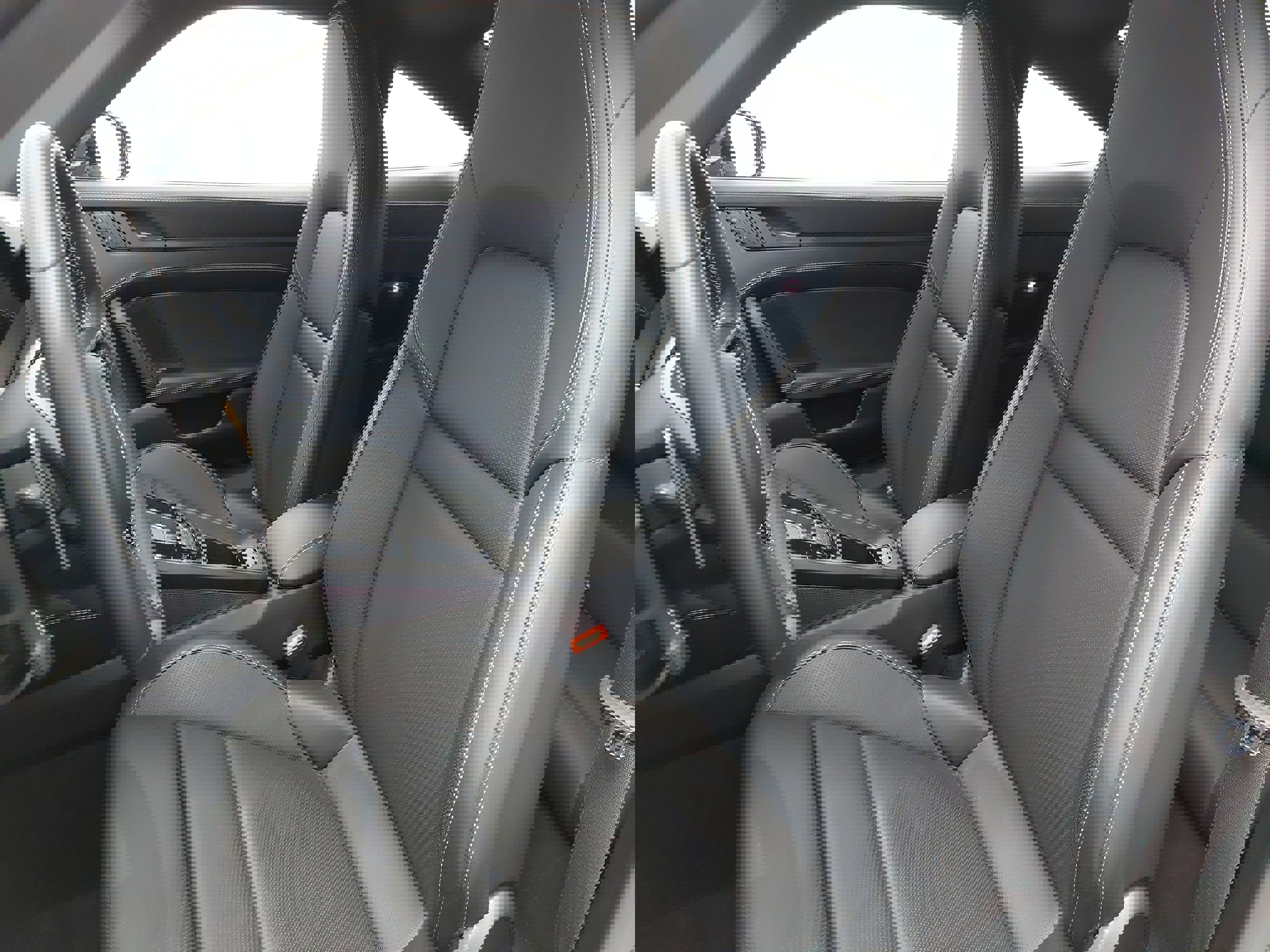 Certified 2024 Porsche 911 Carrera GTS image 5