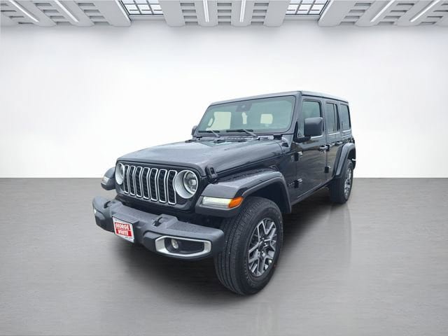 Used 2025 Jeep Wrangler Unlimited Sahara AWD/4WD image 8