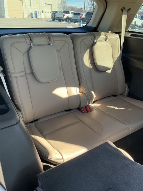 Used 2020 Lincoln Aviator Reserve w/ Equipment Group 202A image 17