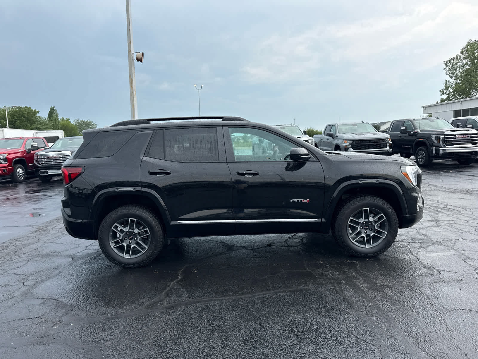 New 2027 GMC Terrain AT4 w/ Technology Package II AWD/4WD image 6