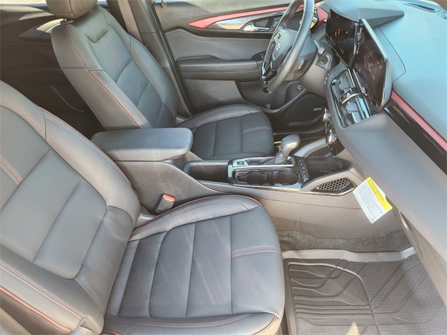 Used 2025 Chevrolet TrailBlazer RS w/ Convenience Package image 10
