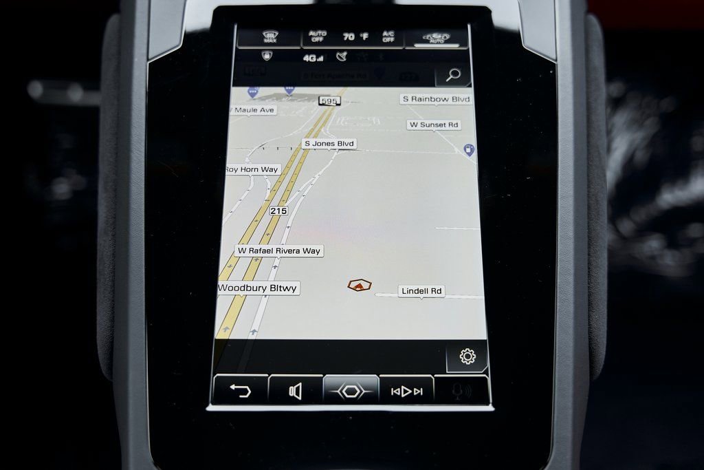 Used 2023 Lamborghini Huracan EVO image 66