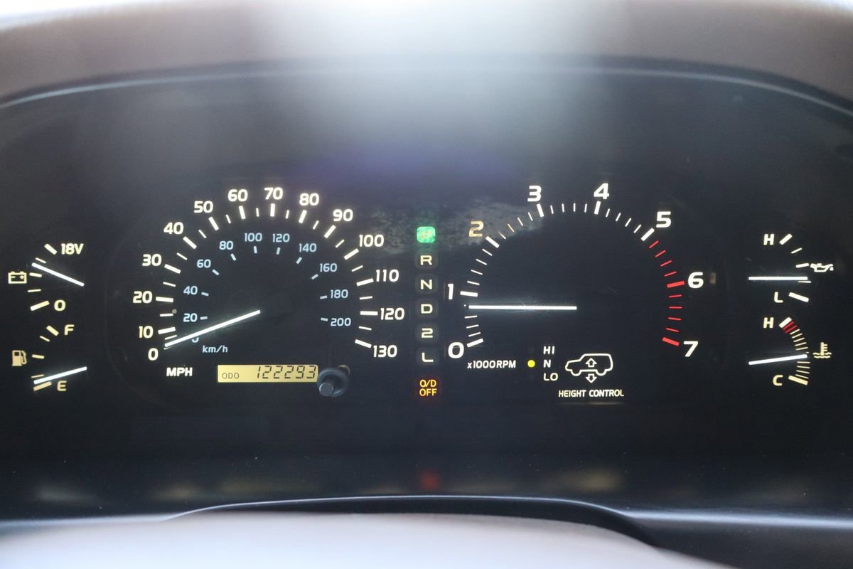 Used 1999 Lexus LX 470 4WD image 35