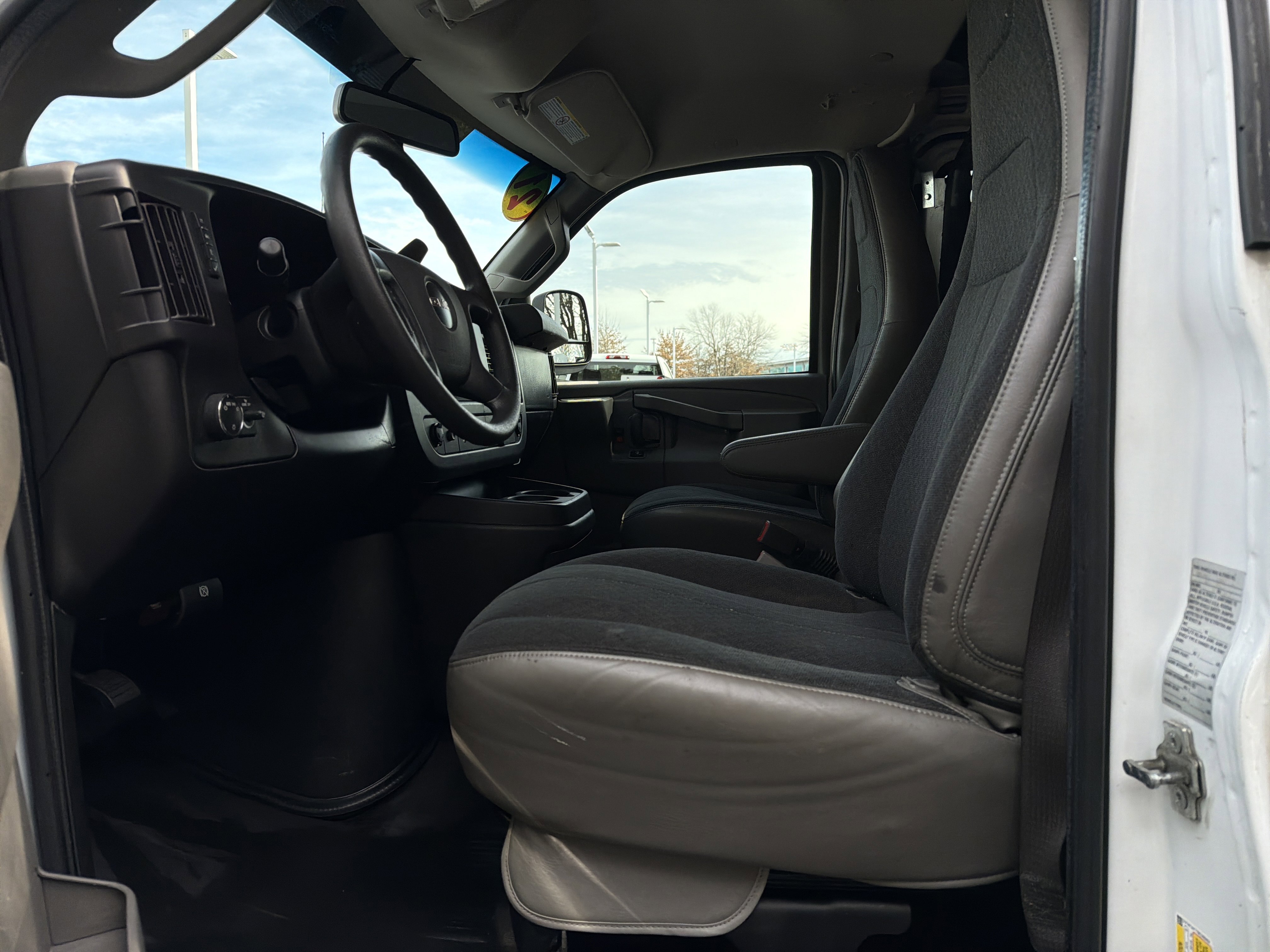 Used 2021 GMC Savana 2500 w/ Driver Convenience Package image 16