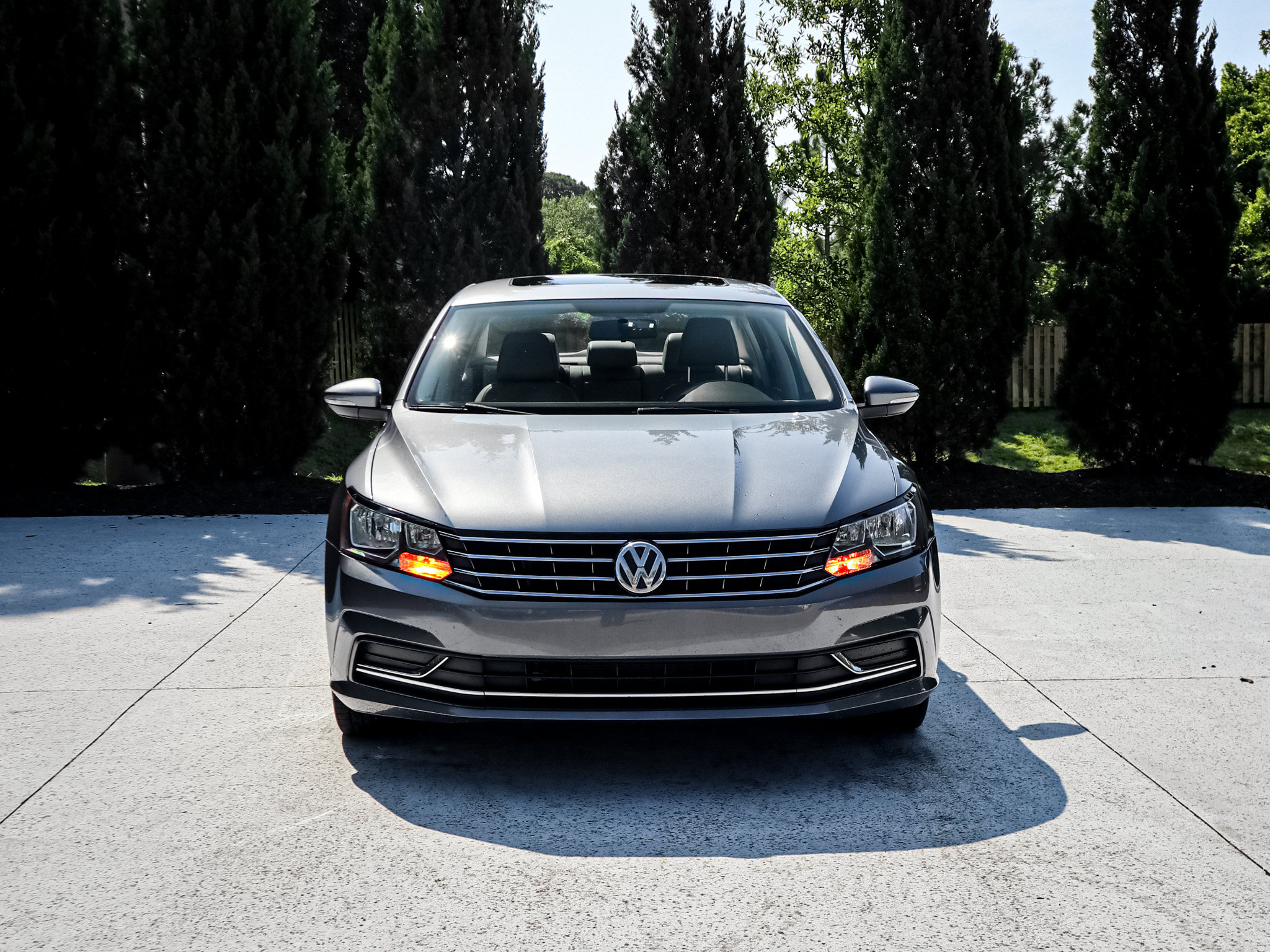 Used 2016 Volkswagen Passat 1.8T SE FWD image 3