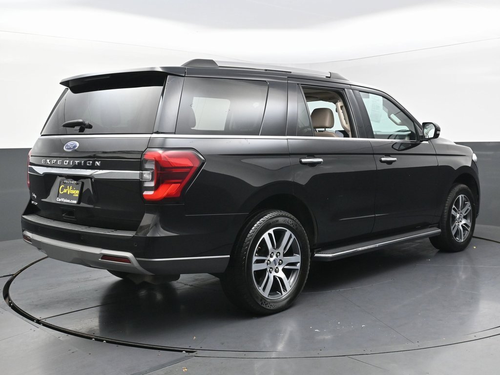 Used 2023 Ford Expedition Limited image 5