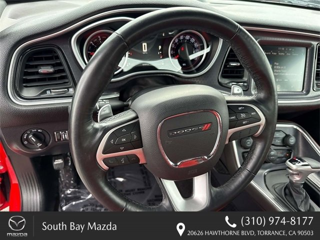 Used 2016 Dodge Challenger R/T Scat Pack w/ Leather Interior Group image 19