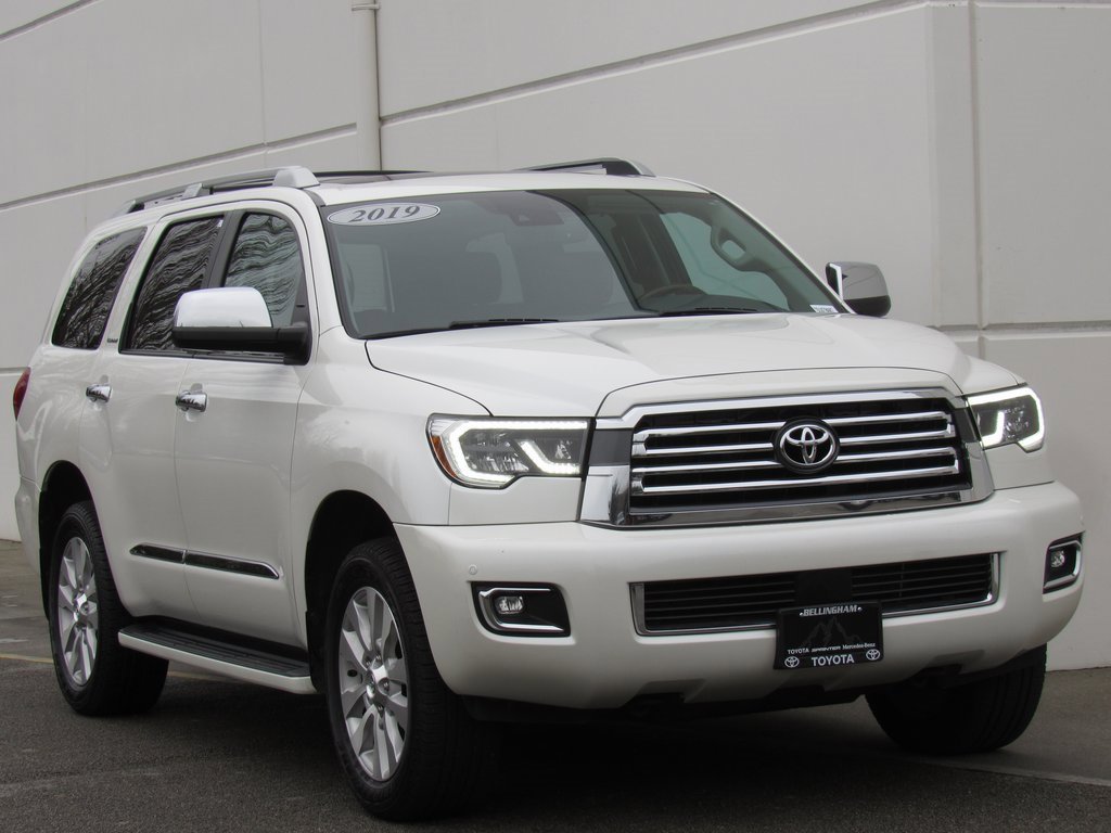Used 2019 Toyota Sequoia Platinum image 2