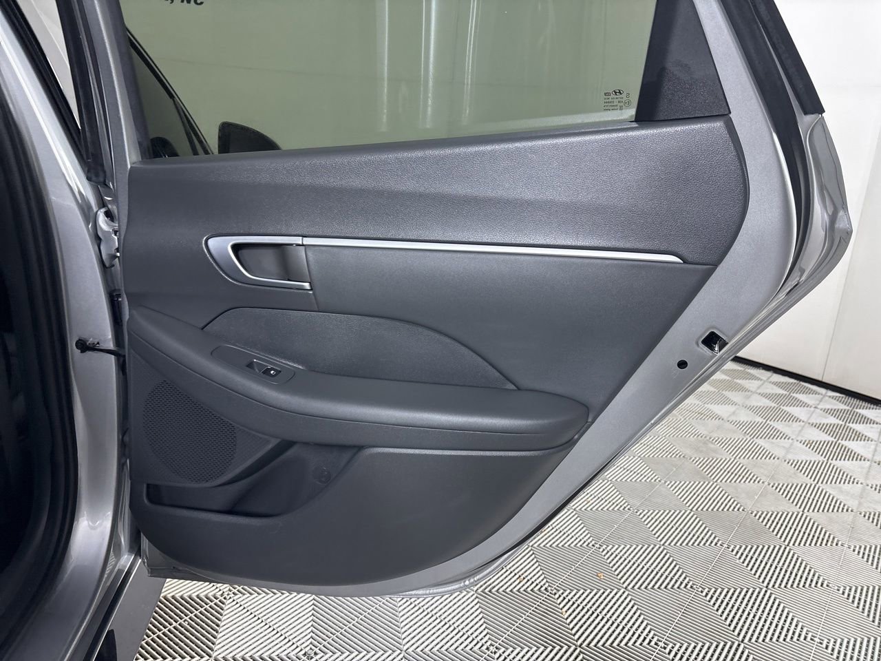 Used 2020 Hyundai Sonata SEL Plus w/ Tech Package image 27