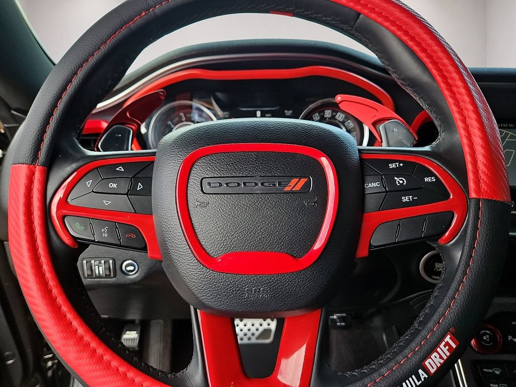 Used 2015 Dodge Challenger R/T w/ Quick Order Package 28B R/T RWD image 30