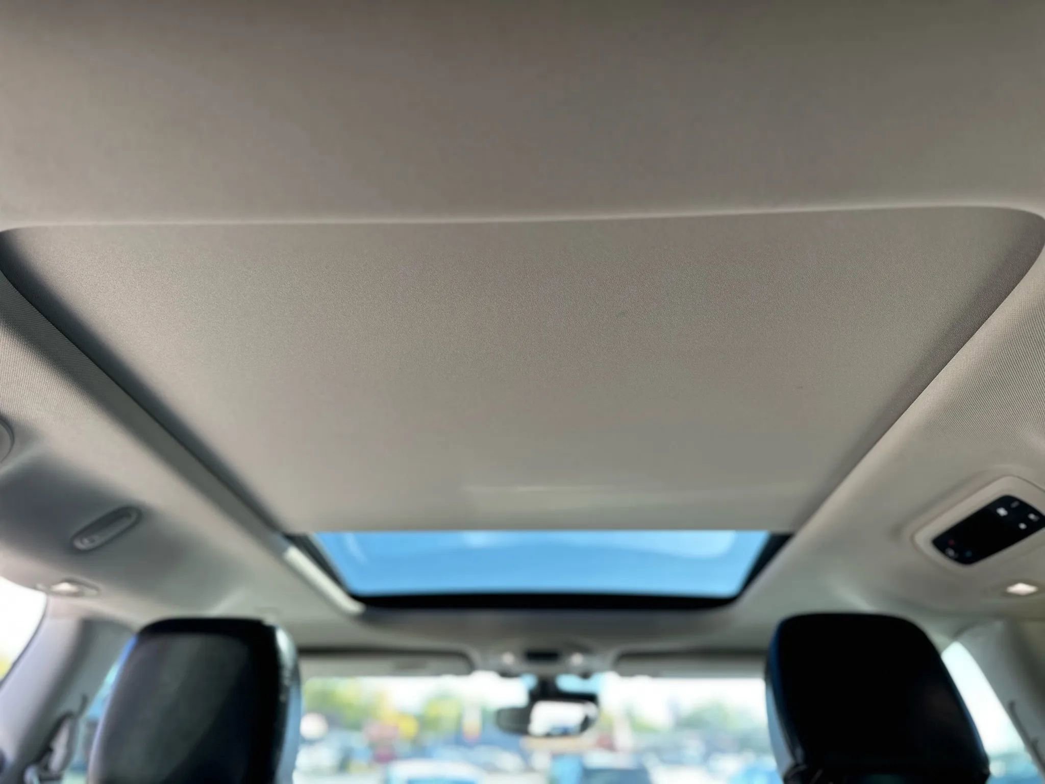 Used 2018 Chrysler Pacifica Limited w/ Advanced Safetytec Group image 16