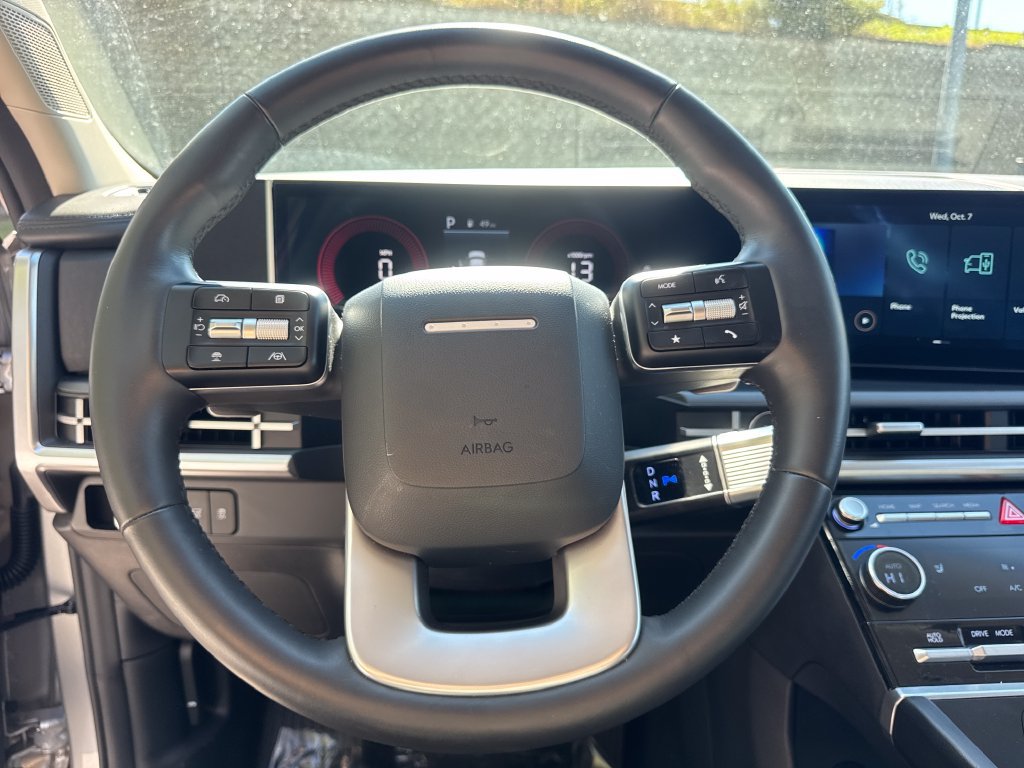 Used 2026 Hyundai Santa Fe SEL FWD image 18