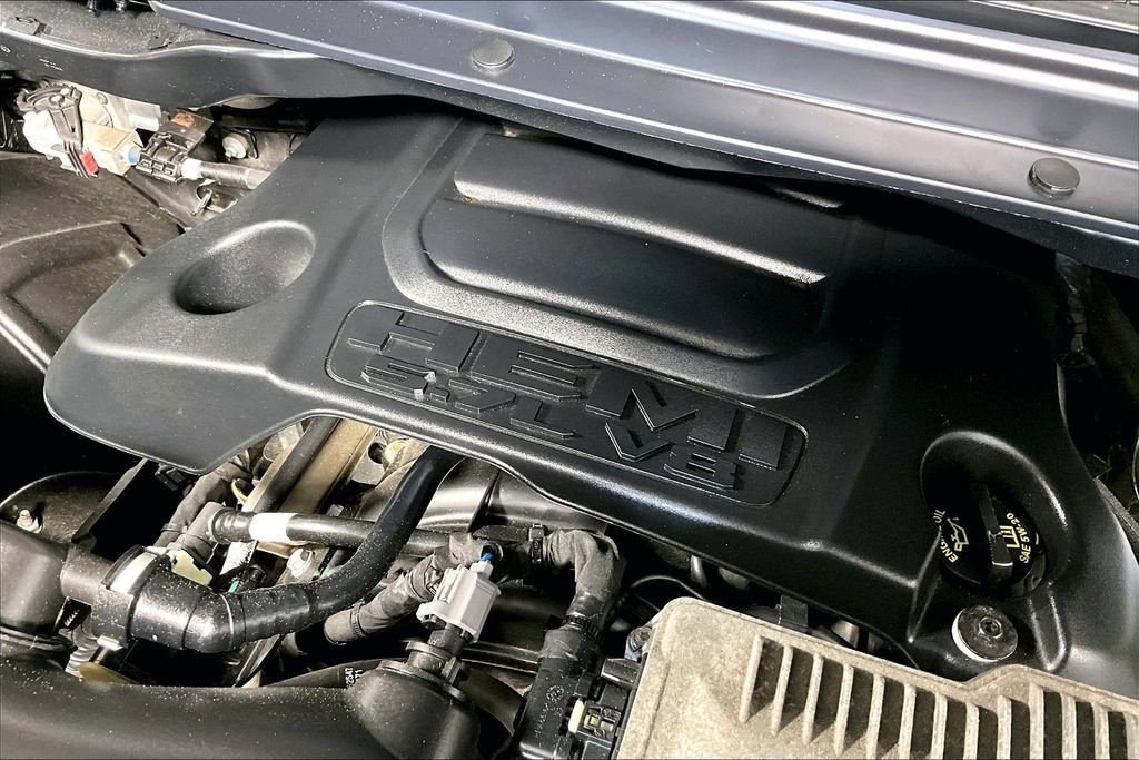 Used 2021 RAM 1500 Laramie image 31