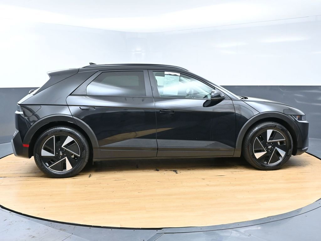 Used 2025 Hyundai Ioniq 5 SEL RWD image 8