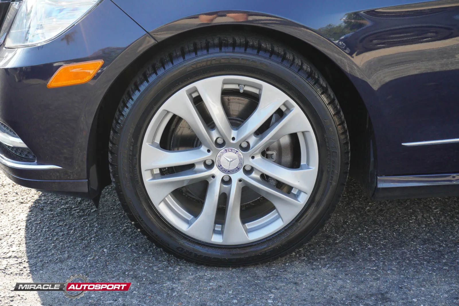 Used 2011 Mercedes-Benz E 350 4MATIC Wagon image 13