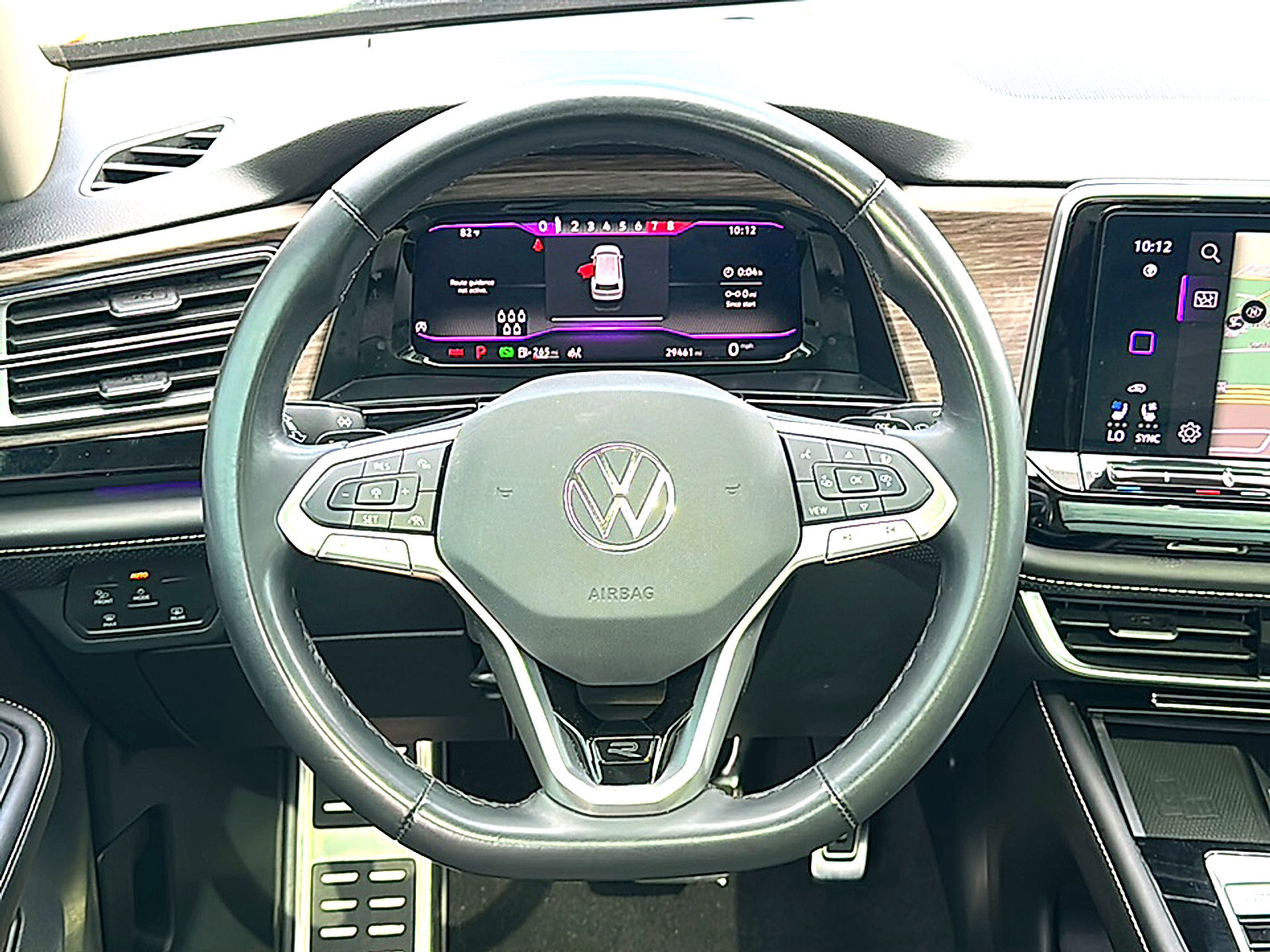 Used 2024 Volkswagen Atlas SEL Premium R-Line AWD/4WD image 29