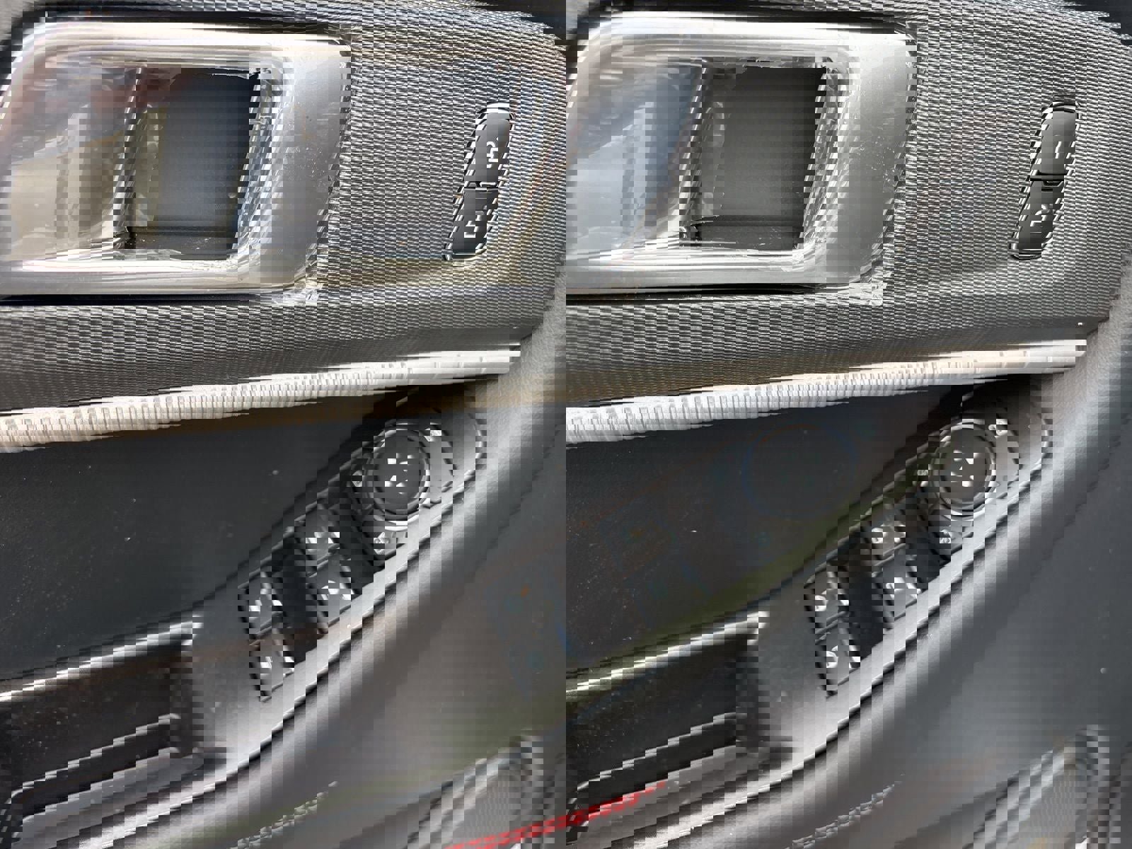 New 2026 Ford Explorer ST-Line image 15