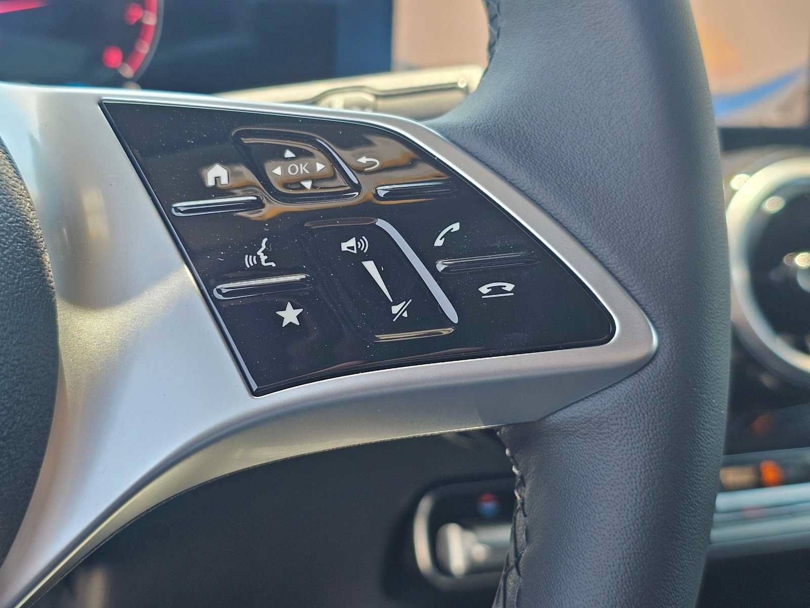 New 2026 Mercedes-Benz GLB 250 image 28