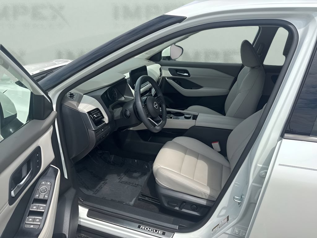 Used 2023 Nissan Rogue SL w/ SL Premium Package AWD/4WD image 9