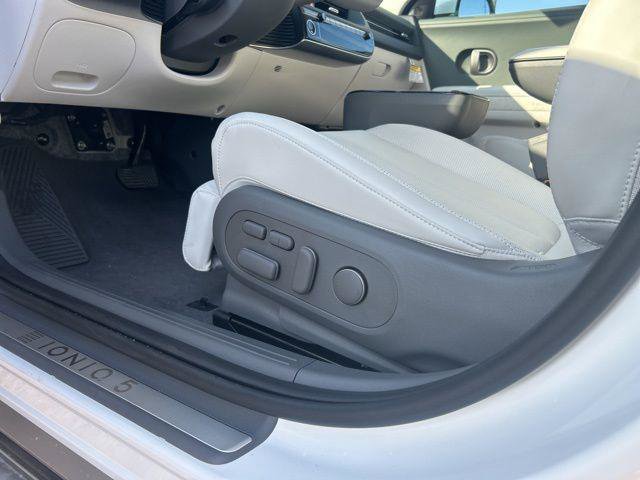New 2026 Hyundai Ioniq 5 Limited image 11